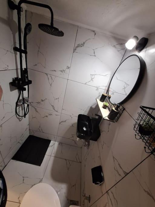 Queen Suites 60M2 Thessaloníki Eksteriør billede